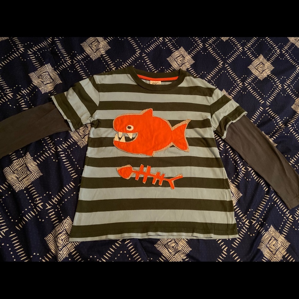 Mini Boden shark top